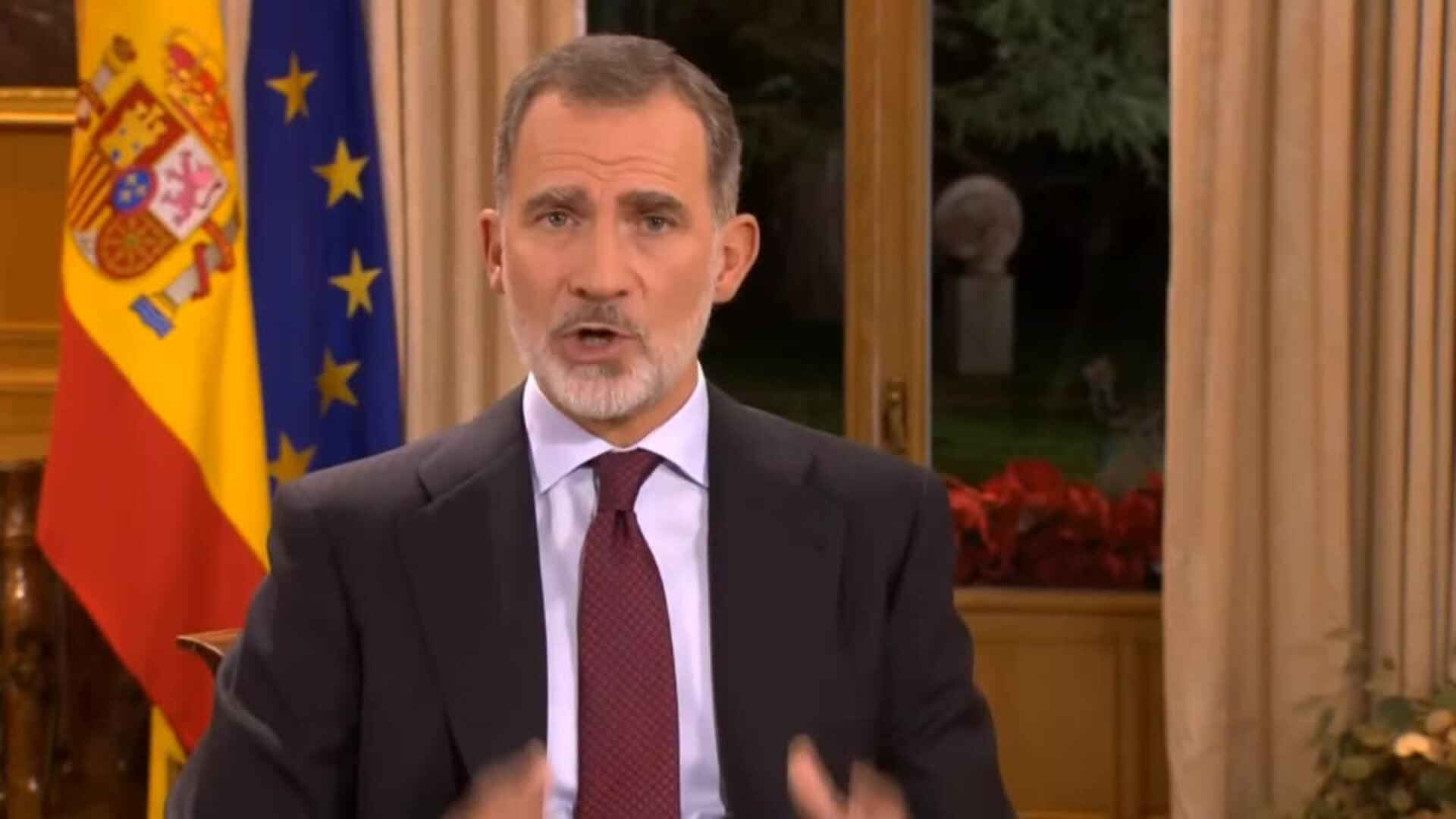 Felipe VI pide reforzar las instituciones y reivindica la Constitución en su discurso