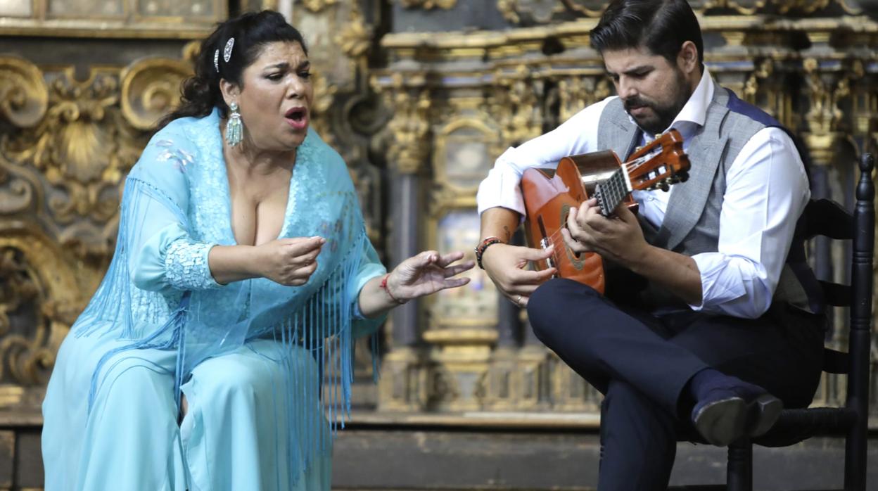 La Macanita canta por soleá en La Bienal, el resto no importa