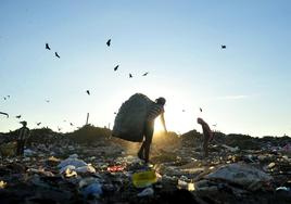 Uno de cada seis niños del planeta sobrevive al día con 2 euros