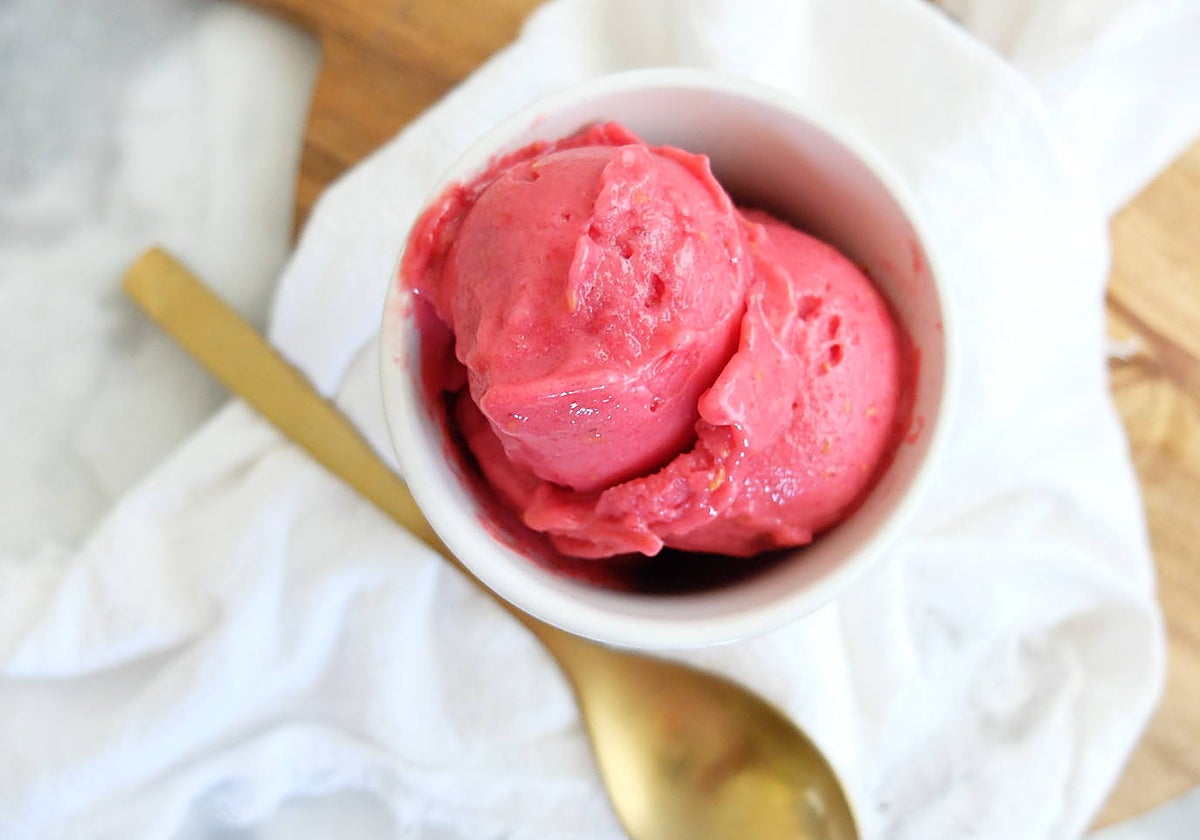 Esta es la receta del helado de frambuesas más buscada del verano