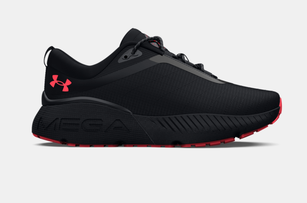Los corredores no pueden perderse estas zapatillas de Under Armour. Se trata de un producto perfecto para correr largas y medias distancias, como maratones, con ligereza, velocidad y reactividad. Este modelo es el UA HOVR™ Mega Warm.