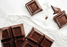 ¿Es bueno comer chocolate después de cenar? Esto es lo que dicen los expertos