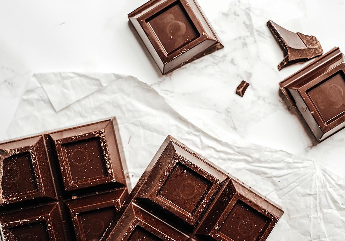 ¿Es bueno comer chocolate después de cenar? Esto es lo que dicen los expertos