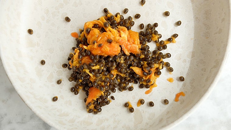 La pulpa de la papaya.