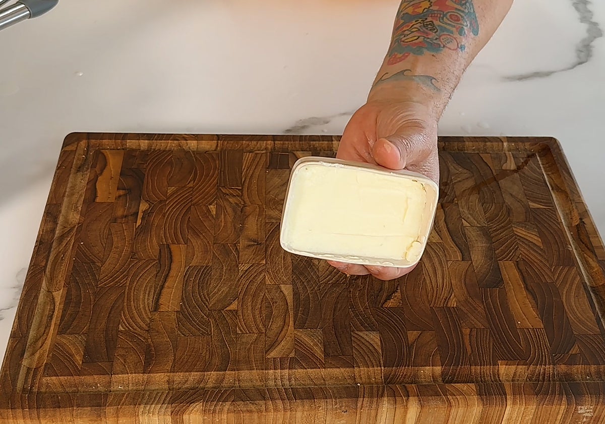 Así prepara la mantequilla el Chef Bosquet.