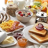 Un nutricionista de Harvard alerta sobre este alimento común en los desayunos: causa inflamación y altera el equilibrio intestinal