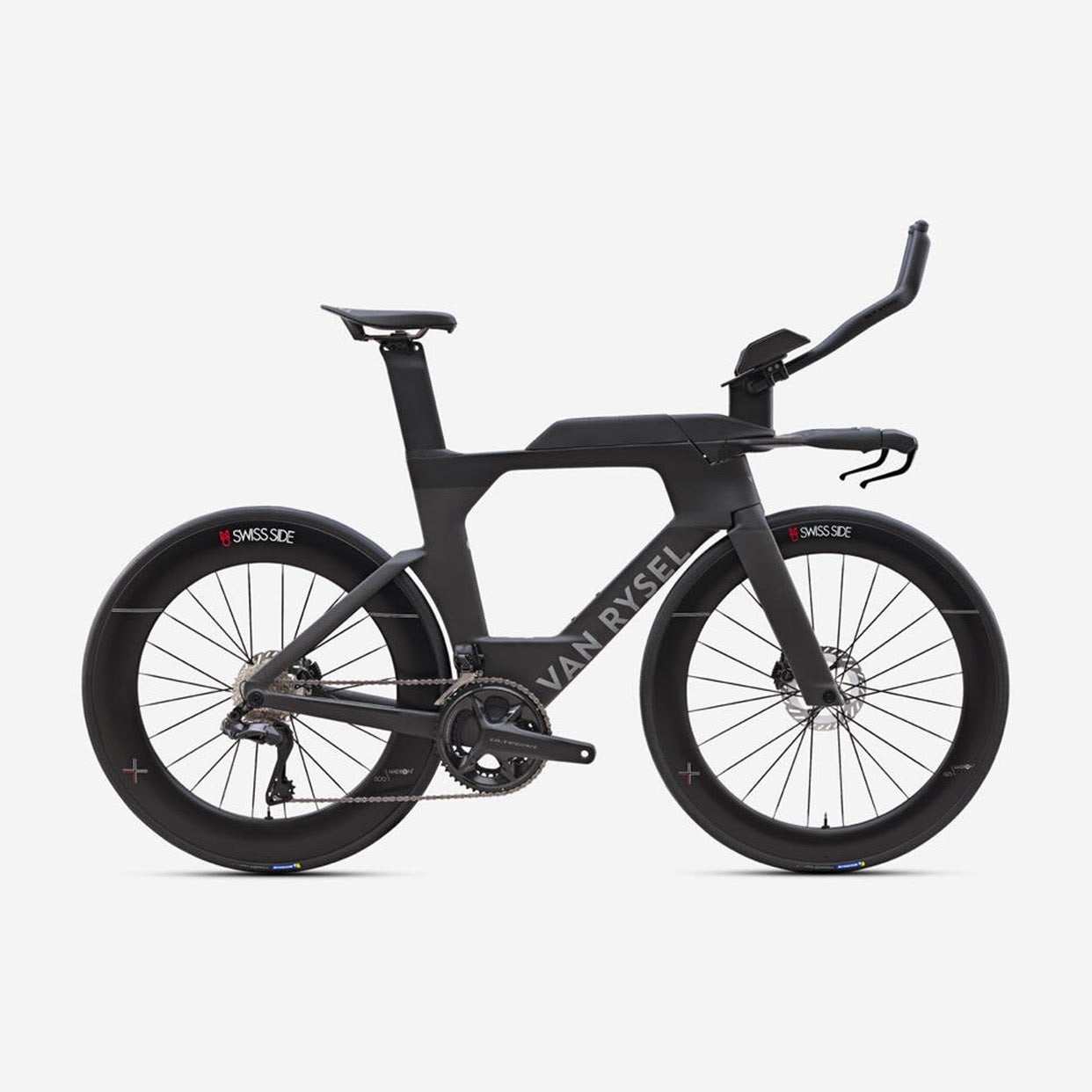 Bicicleta triatlón XCR XCR Tri Ultegra Di2 Bruto, el regalo perfecto para esos ciclistas que necesitan llegar a otro nivel. Está disponible en Decathlon y está diseñada en colaboración con el equipo profesional Decathlon AG2R La Mondiale y la empresa de aerodinamismo Swiss Side.