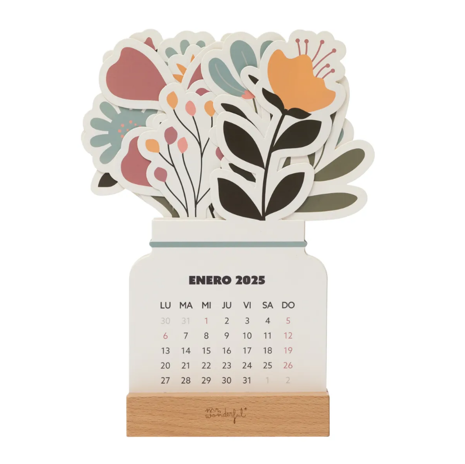 Alguien ordenado necesita un calendario cerca, y en Mr. Wonderful cuentan con los mejores para poder tener todas tus fechas marcadas en formatos tan bonitos como los de la imagen. ¿Es más un calendario o un adorno en el salón? 