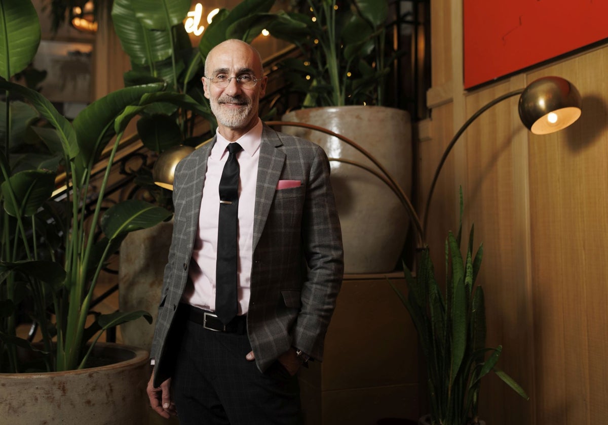 Arthur C. Brooks, profesor de Harvard: «Muchos sufren en la madurez ...