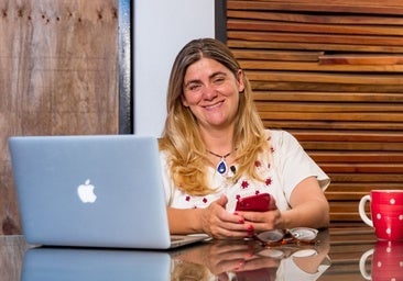 Ainhoa de Federico, coach visual: «La culpa de la presbicia o vista cansada no es de la edad sino de los malos hábitos visuales»