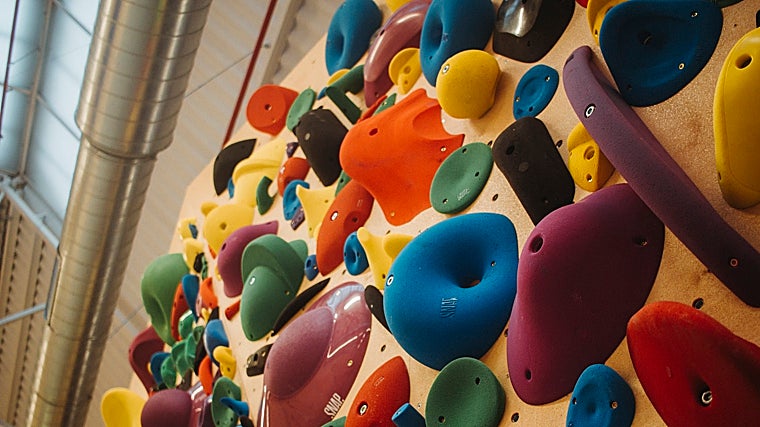 Así se ve un rocódromo.