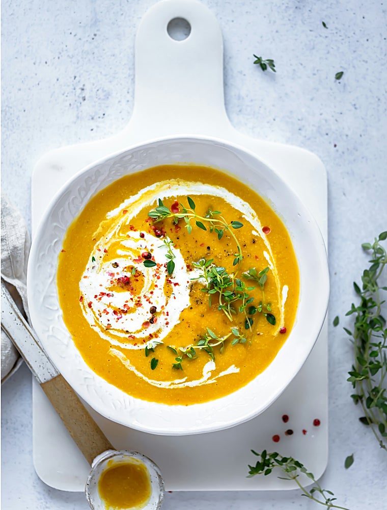 Ideas de sopas frías y gazpachos nutritivos y saludables para refrescarse en verano