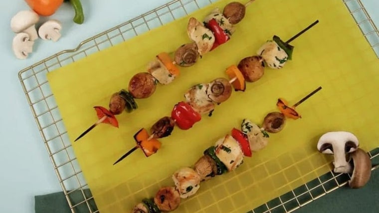 Brochetas de champiñón en adobo