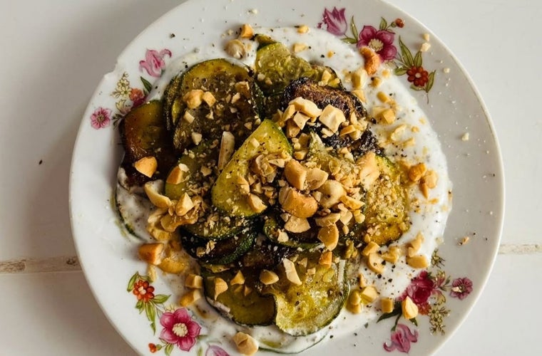 Ensalada de calabacín y yogur, perfecta para verano