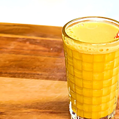 Tres bebidas energéticas caseras que hidratan tanto como nutren