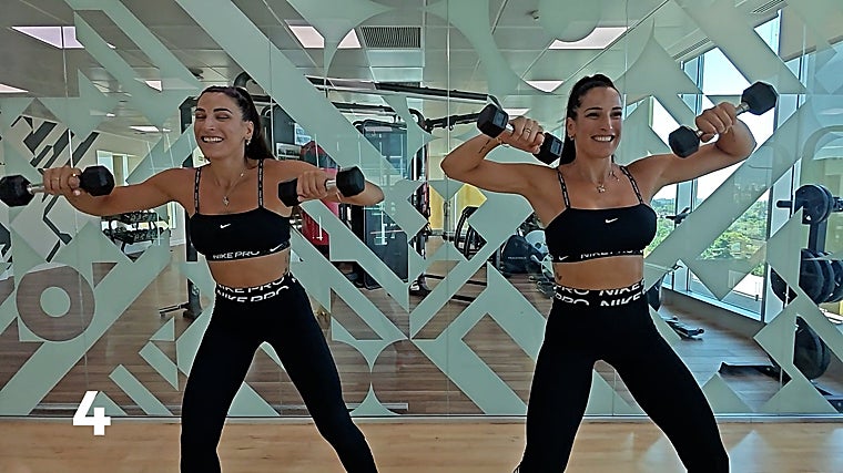 Cuatro ejercicios con mancuernas para fortalecer todos los músculos del cuerpo