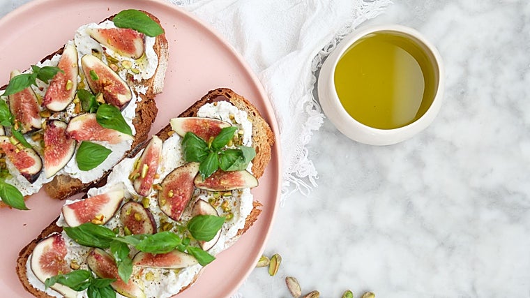 Por qué una tostada con higos y ricotta es el desayuno perfecto en septiembre