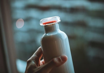 Bebidas vegetales: ¿Son realmente una buena opción? Qué debes revisar para consumir las más saludables