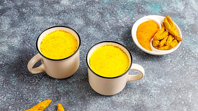 Tres bebidas calientes para afrontar el frío: aprende a prepararlas