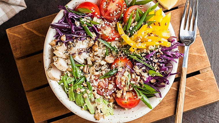 Por qué a partir de los 40 gano peso aunque coma igual que antes