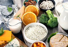 Júlia Farré, nutricionista: «Si quieres unos huesos y unos dientes fuertes, toma este alimento que tiene el doble de calcio que la leche»