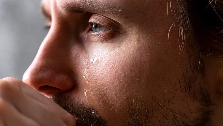 Álex Rovira, escritor, sobre reprimir las emociones: «El verdadero acto de valentía no está en ser fuerte y tragar, sino en ser auténtico y expresar adecuadamente»