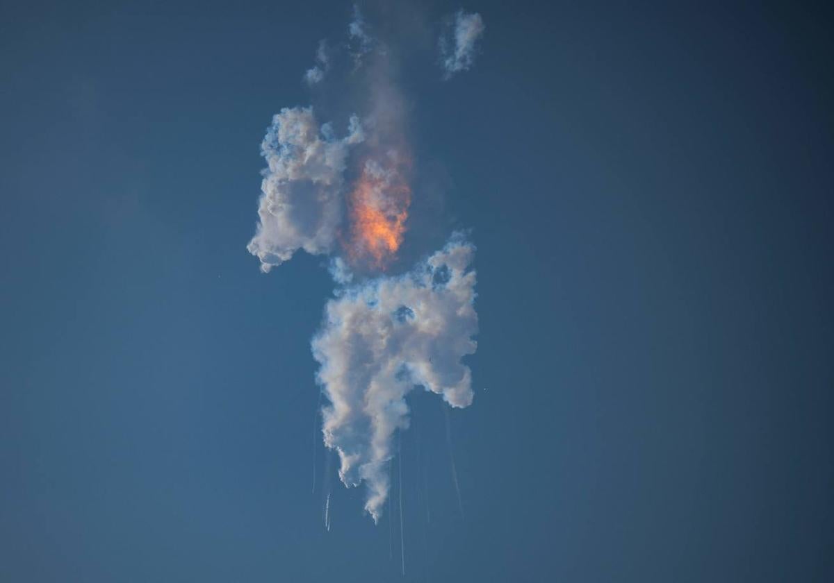 El Starship explota durante la prueba de vuelo