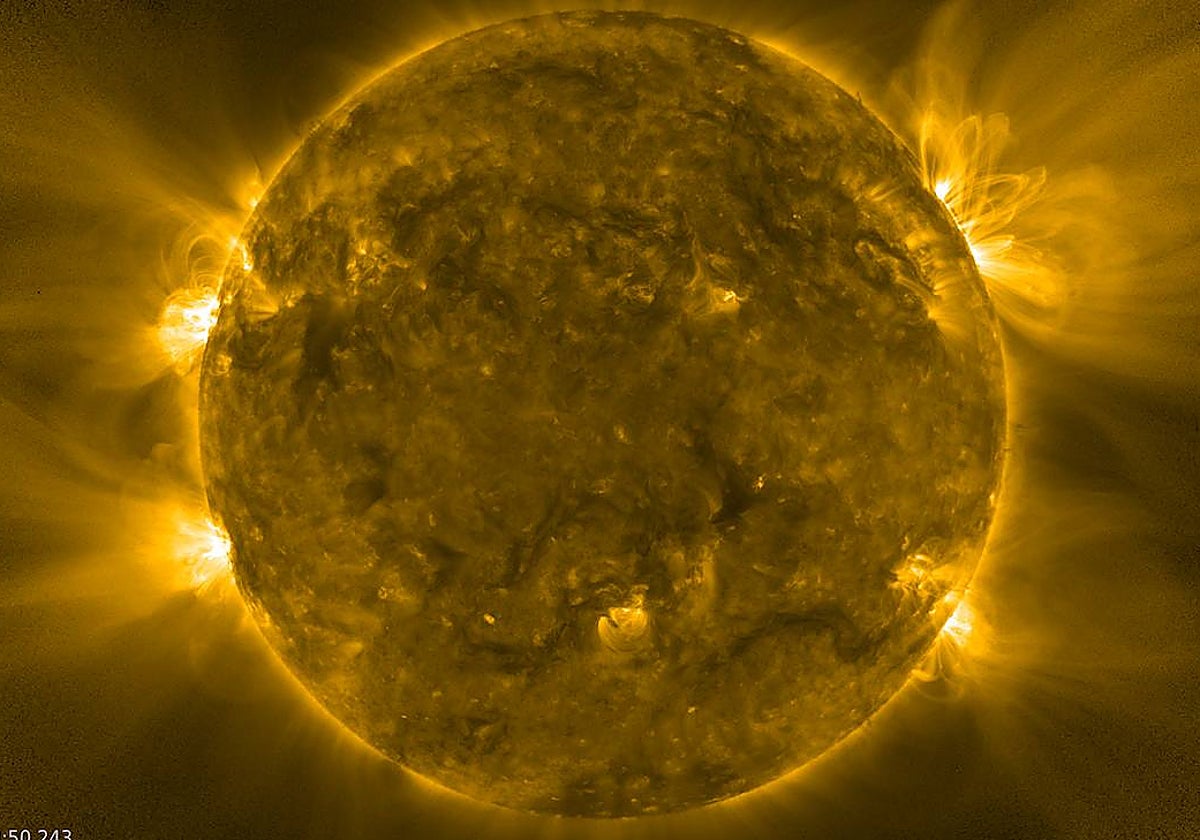 Imagen del Sol tomada por la sonda Solar Orbiter
