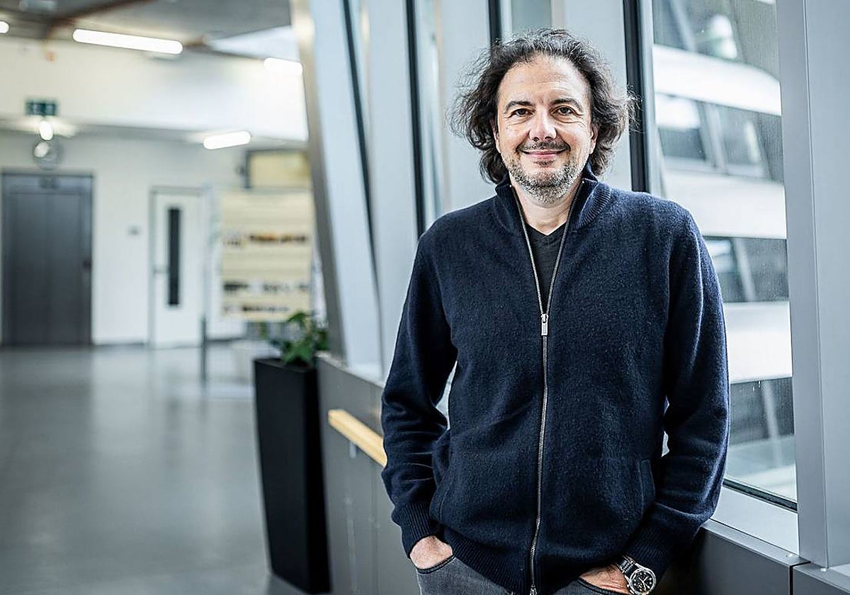 El biólogo David Sabatini en el IOCB de Praga