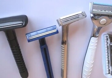 ¿Cuál es el origen de la primera maquinilla de afeitar?
