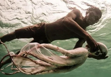 Los bajau: el pueblo de superhumanos desarrollado genéticamente para 'vivir' bajo el agua