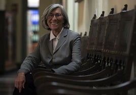 Ana Crespo, bióloga:  «Deberían sonrojarse los que van a museos pero no distinguen una encina en el campo»