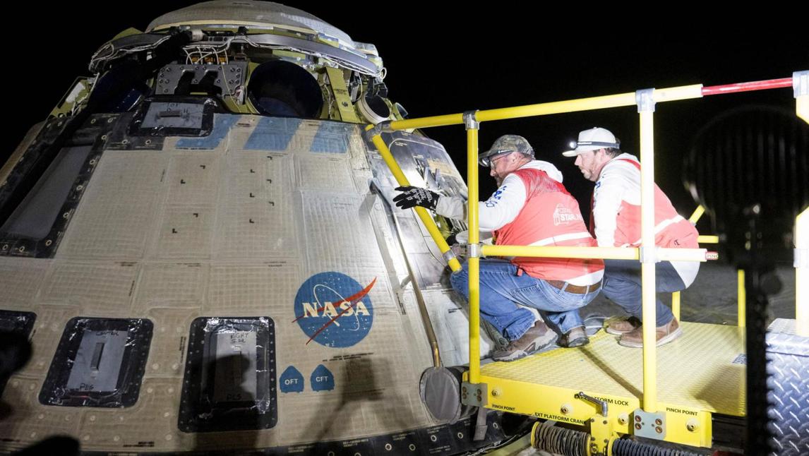 Aterrizaje de la Starliner, ya de vuelta sin la tripulación.