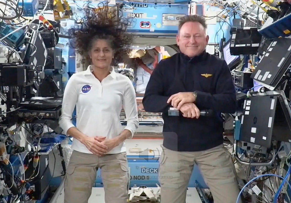 Los astronautas Suni Williams y Butch Wilmore en la Estación Espacial Internacional