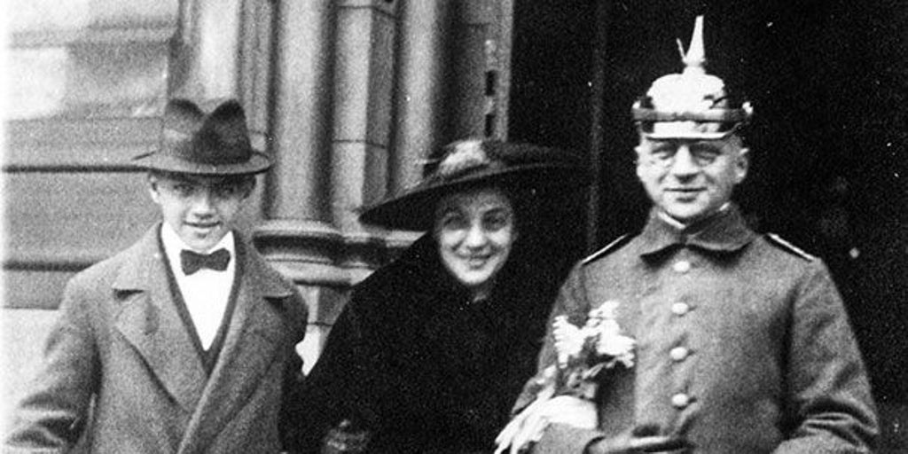 La historia de Fritz Haber y Clara Immerwahr: del amor al suicidio por el gas mostaza