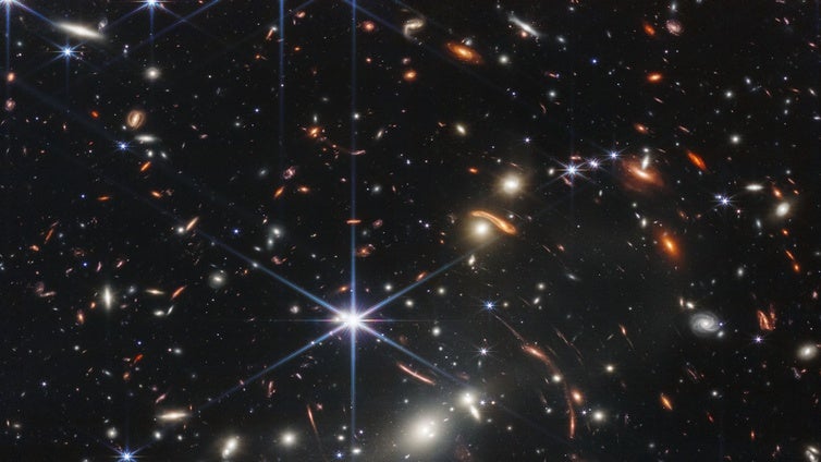 Todo el Universo podría estar girando, y eso resolvería el enigma de su expansión