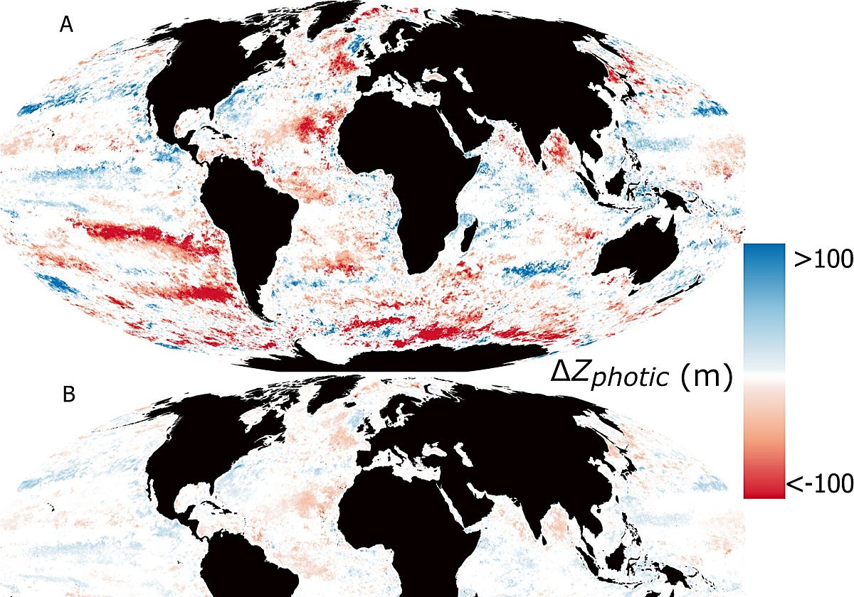 Cambios en la profundidad de la zona fótica en metros entre 2003 y 2022 bajo la luz solar (A) y la luna llena (B). Las áreas rojas muestran una reducción en la profundidad de la zona fótica, mientras que las áreas azules muestran un aumento