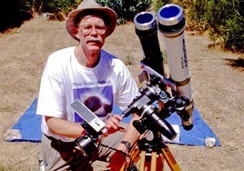 Muere Fred Espenak, el astrofísico conocido como Mr. Eclipse: «Le deseo  a quien dejo atrás asombro ante el cielo»
