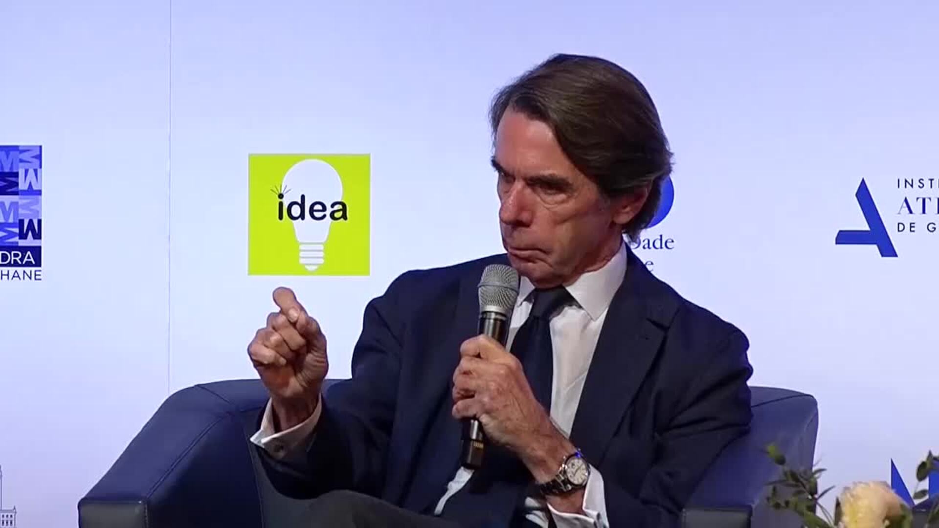 Aznar dice que el orden global liderado por Occidente está siendo reemplazado