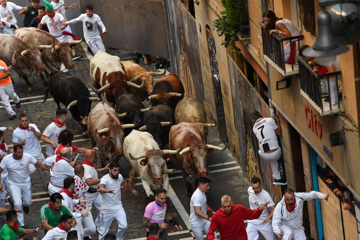 En imágenes: Así ha sido el primer encierro de los Sanfermines 2022