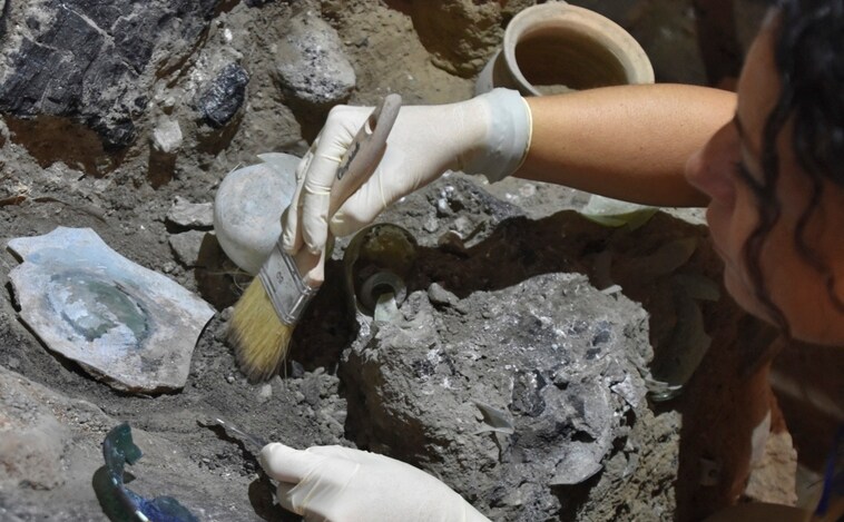 Pompeya desentierra los pisos de su 'clase media' llenos de objetos intactos