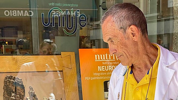 Andrea Morelli, farmacéutico