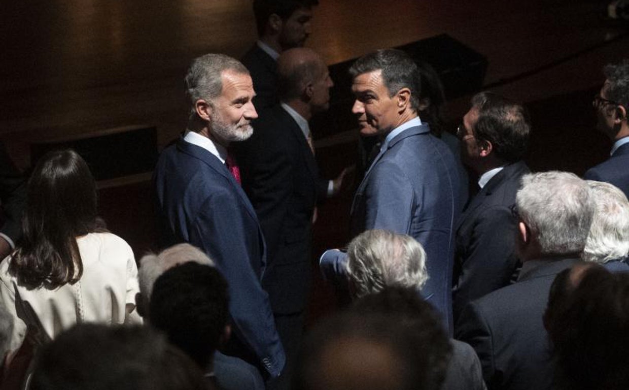 El Rey y Pedro Sánchez, juntos en el Museo Reina Sofía en la inauguración del Año Picasso
