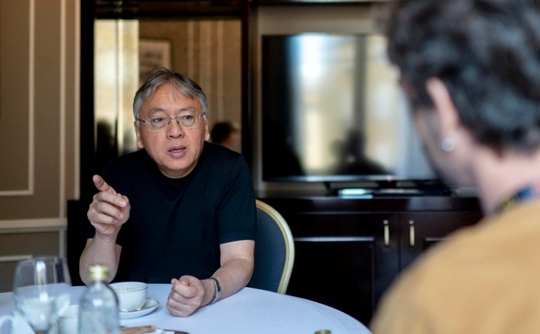 Kazuo Ishiguro : «Putin ha entendido que la economía es la debilidad del mundo occidental»