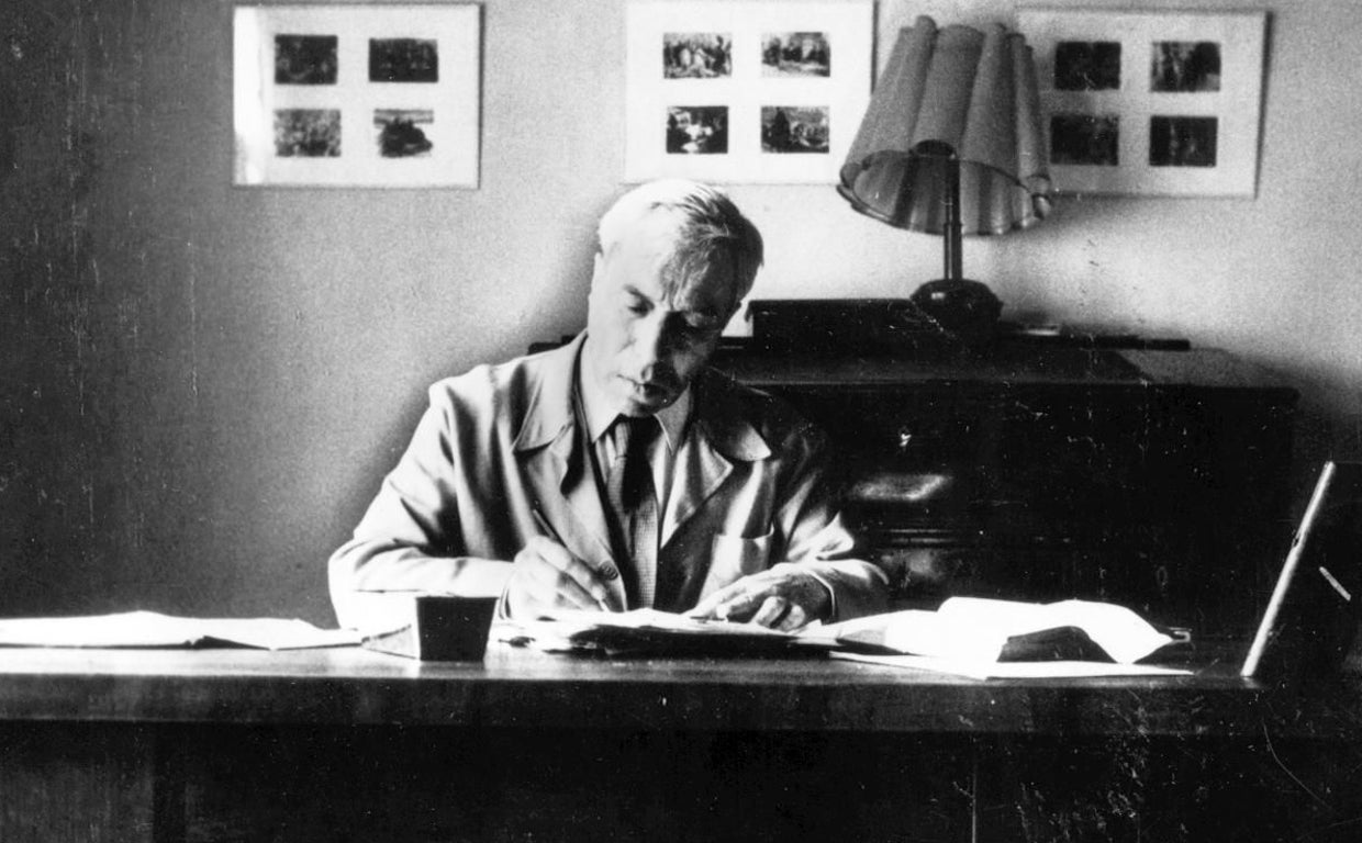 Boris Pasternak en el estudio en el que escribió 'El doctor Zhivago'