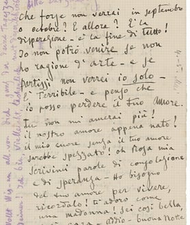 Imagen secundaria 2 - Arriba, el compositor en el coche junto a varias familiares. Abajo, el músico junto a su amante, la soprano alemana Rose Ader y una apasionada misiva autógrafa dirigida a ella  