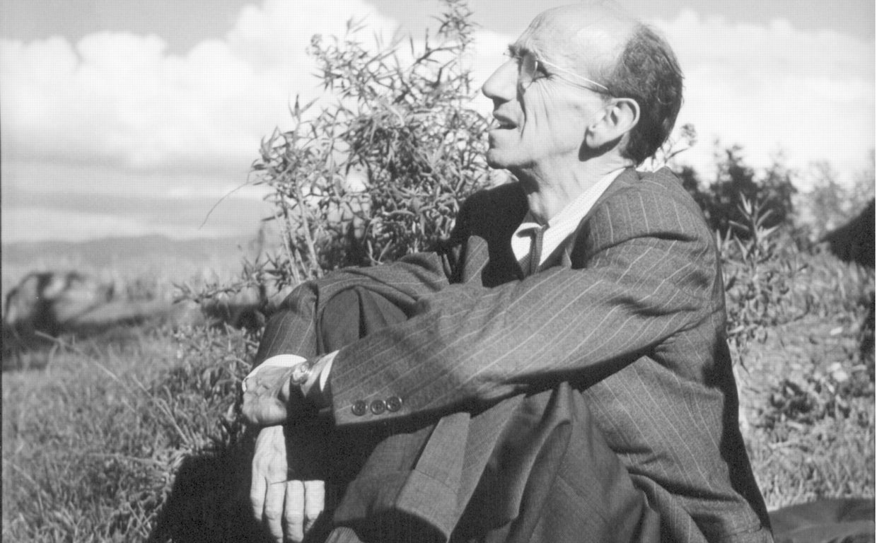 Roberto Fernández Balbuena, retratado por Juan Rulfo en la década de 1950