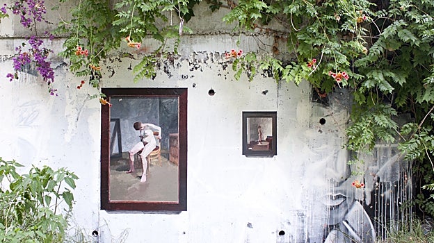 Julio Anaya: «Arrojo una sombra de duda sobre cómo percibimos las imágenes y, con ello, la realidad»