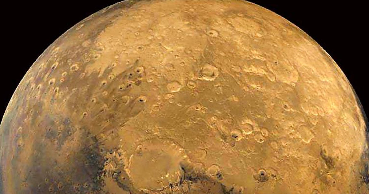 Entre la Luna y Marte