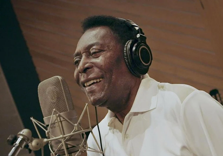 Pelé, el rey del fútbol que sabía cantar y componer canciones